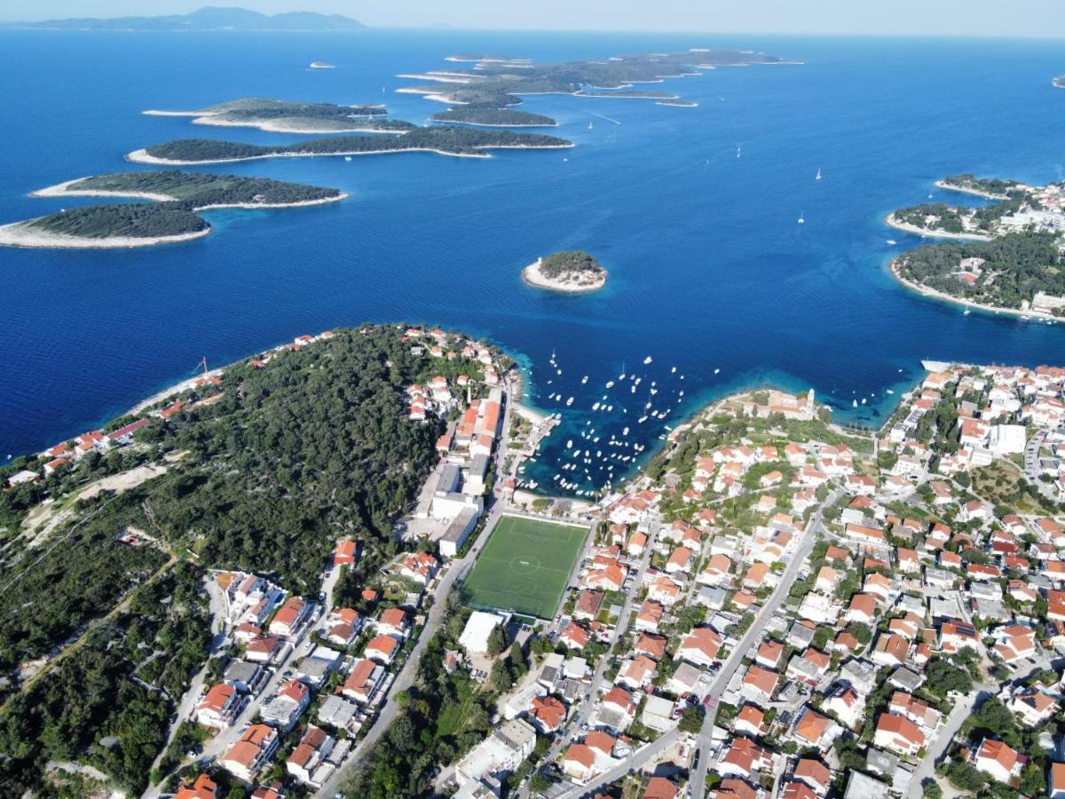 Sandi Hvar Apartments フヴァル エクステリア 写真