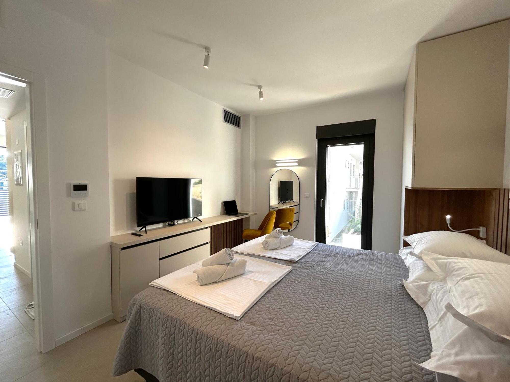 Sandi Hvar Apartments フヴァル エクステリア 写真